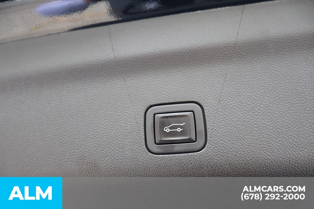 Used 2023 Black Cadillac Luxury image 24