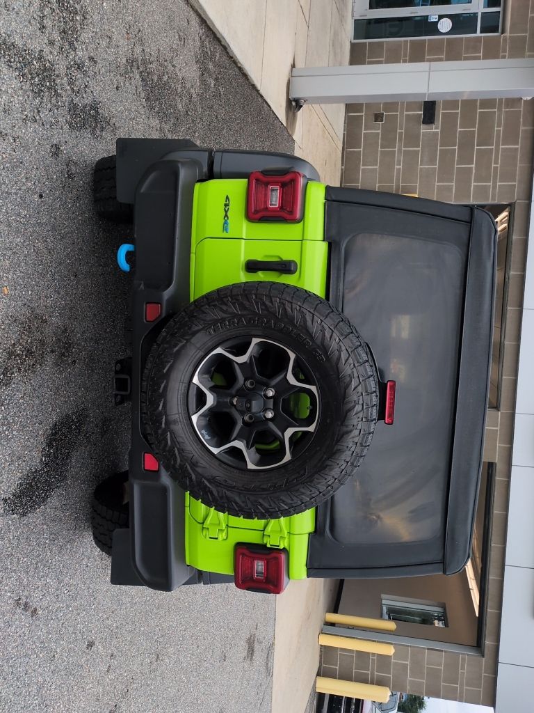 Used 2021 Green Jeep Unlimited Rubicon 4xe image 6