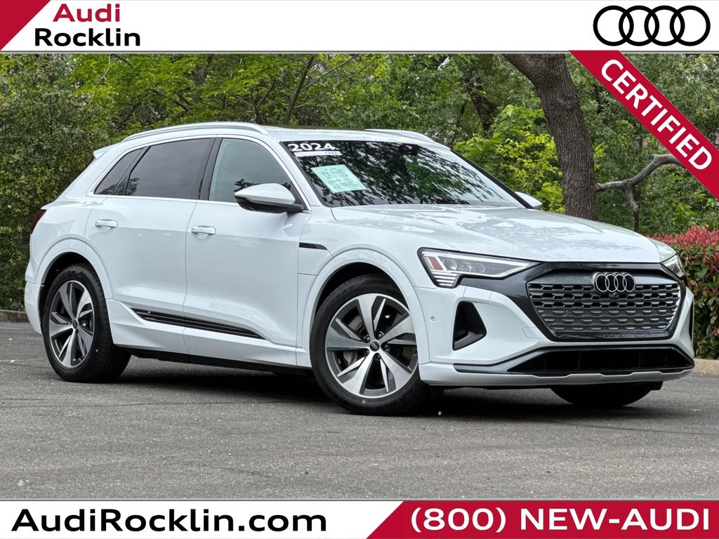 2024 Audi Q8 e-tron quattro Premium Plus AWD