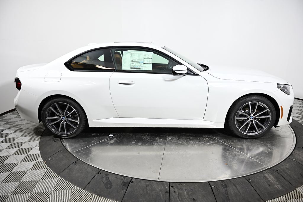 Thumbnail: 2026 BMW 2 Series - 6