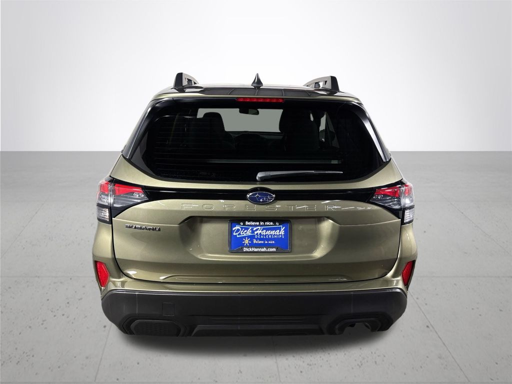2025 Subaru Forester Premium