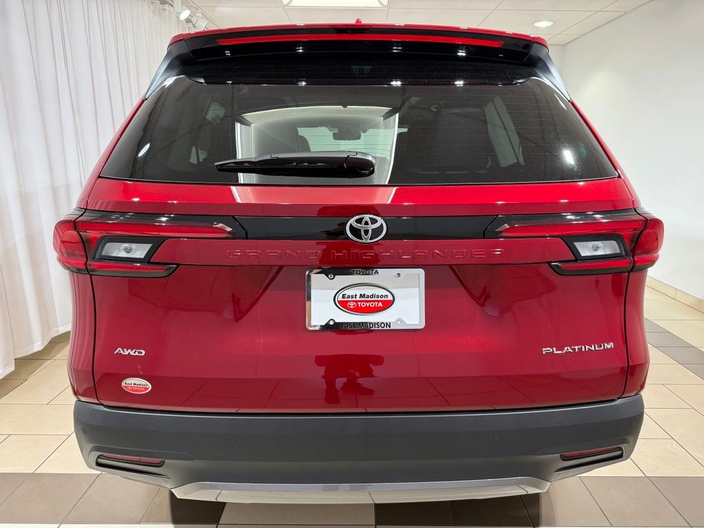 Thumbnail: 2026 Toyota Grand Highlander - 4