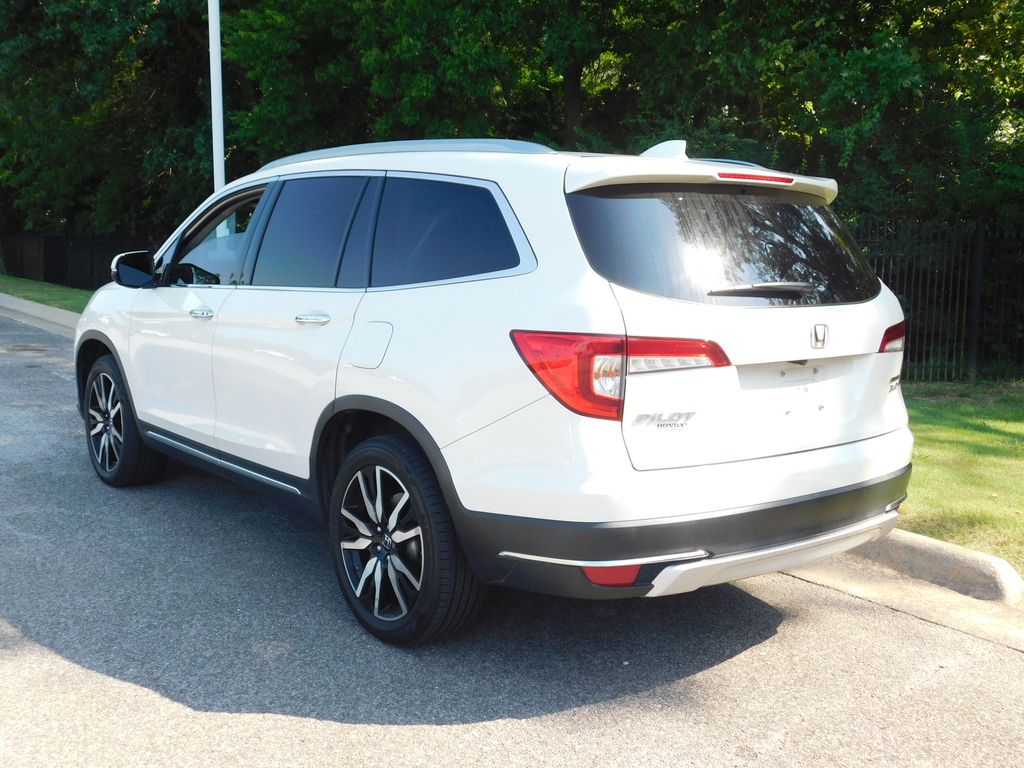 Thumbnail: 2019 Honda Pilot - 3