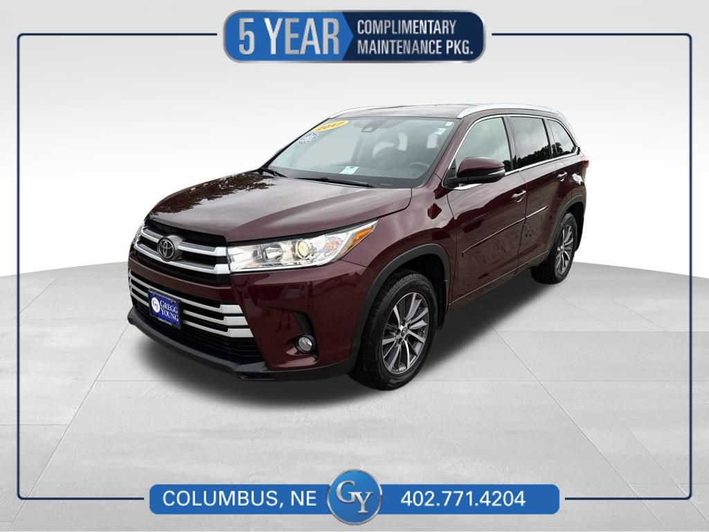  2017 Toyota Highlander XLE AWD   