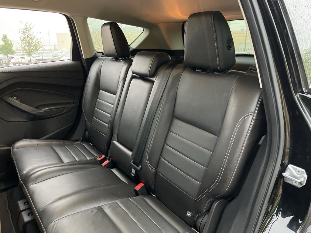 2016 Ford Escape SE 26