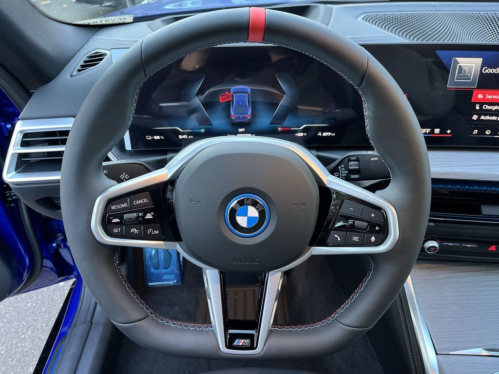 Thumbnail: 2025 BMW i4 - 14