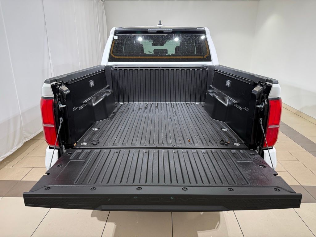 Thumbnail: 2025 Toyota Tacoma - 11