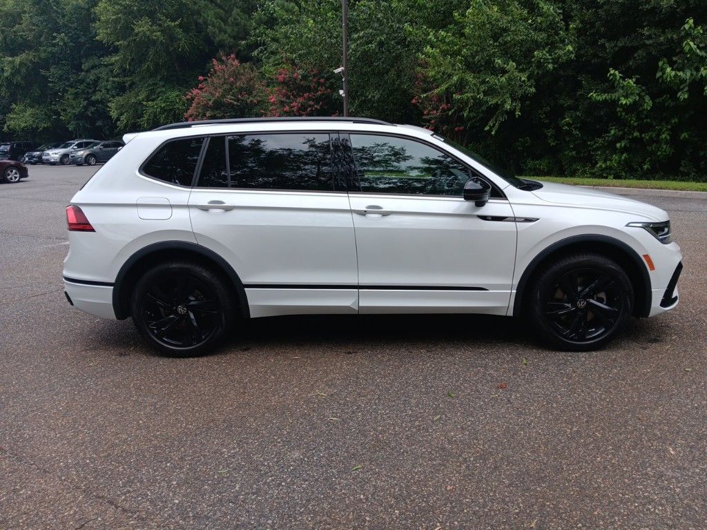 2024 Volkswagen Tiguan 2.0T SE R-Line Black 6