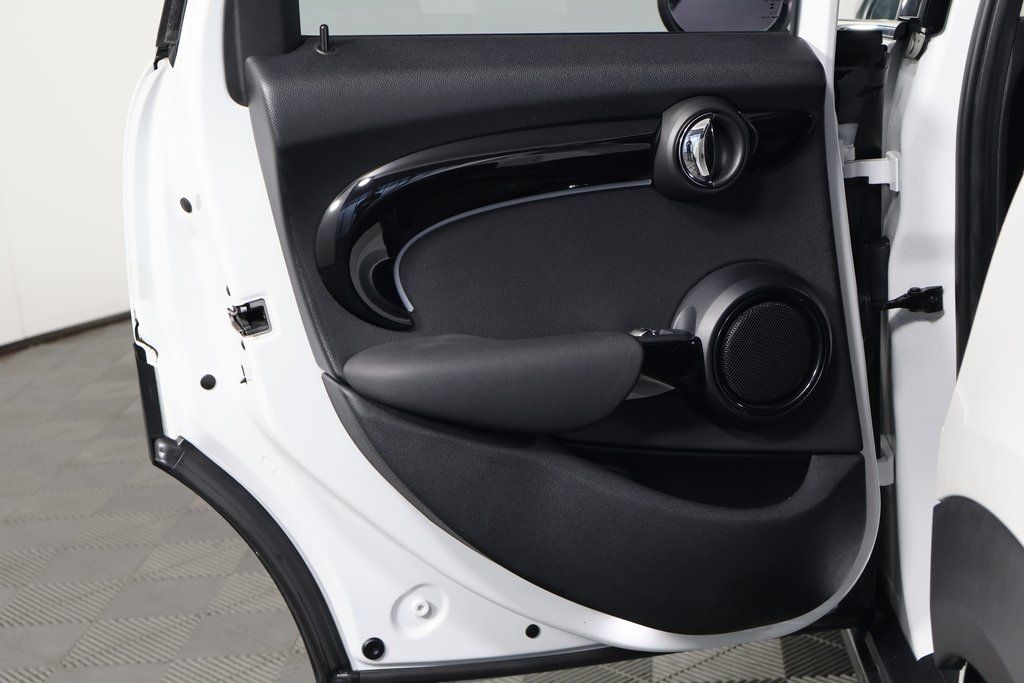 Thumbnail: 2024 MINI Cooper - 13