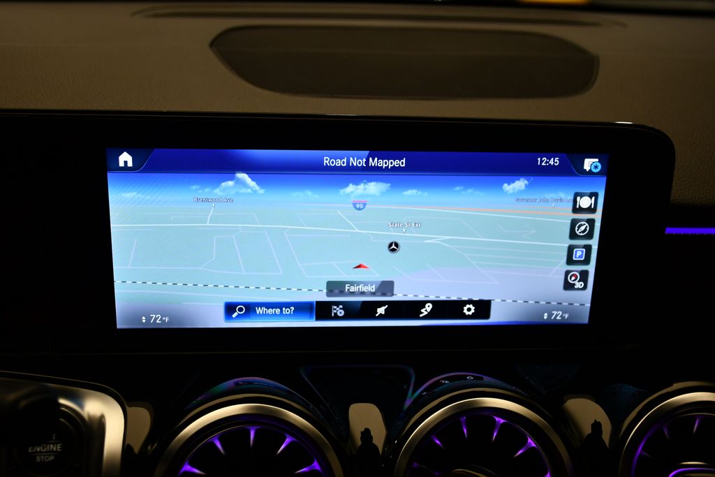 Thumbnail: 2022 Mercedes-Benz GLB - 18