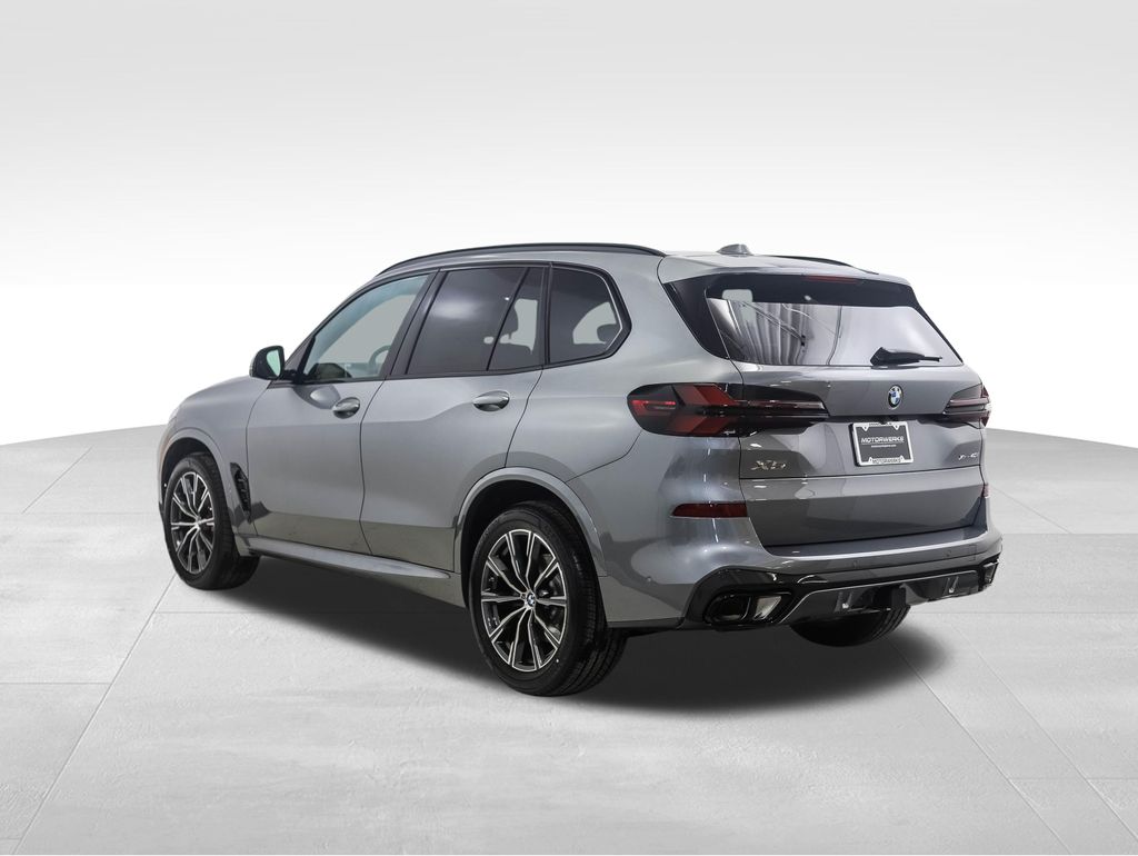 Thumbnail: 2026 BMW X5 - 3