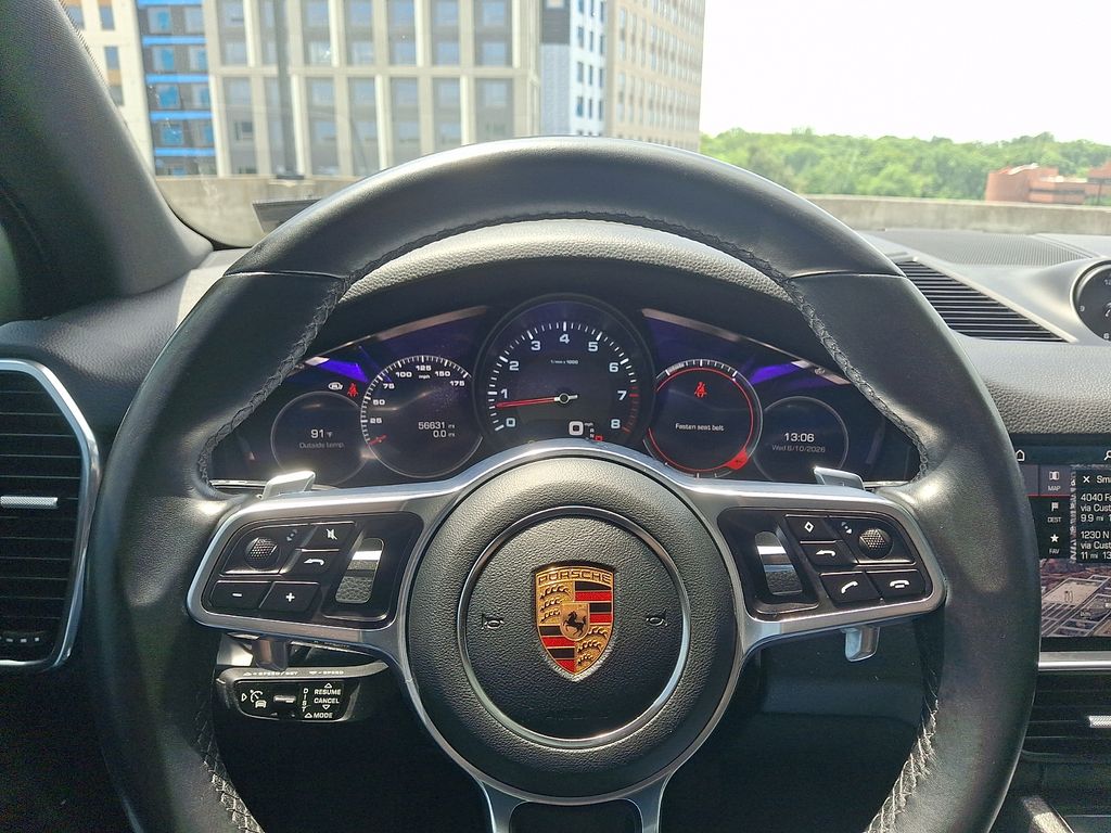 Thumbnail: 2020 Porsche Cayenne - 24