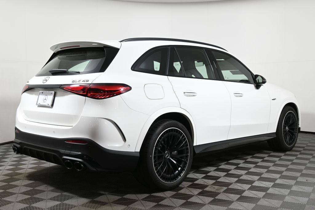 2025 Mercedes-Benz GLC 43 AMG 7