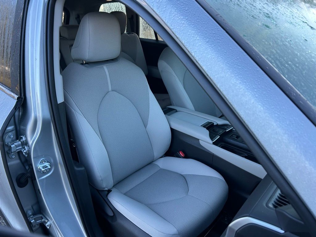 Thumbnail: 2025 Toyota Grand Highlander - 16