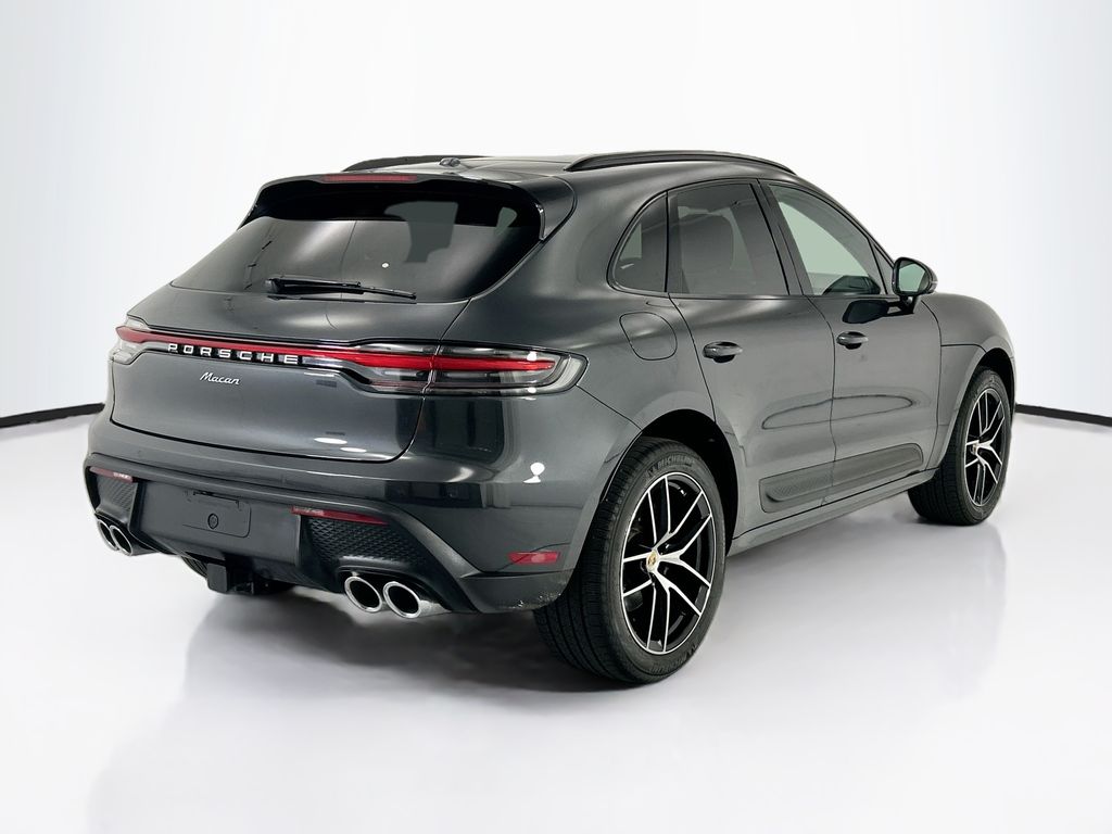 Thumbnail: 2025 Porsche Macan - 7
