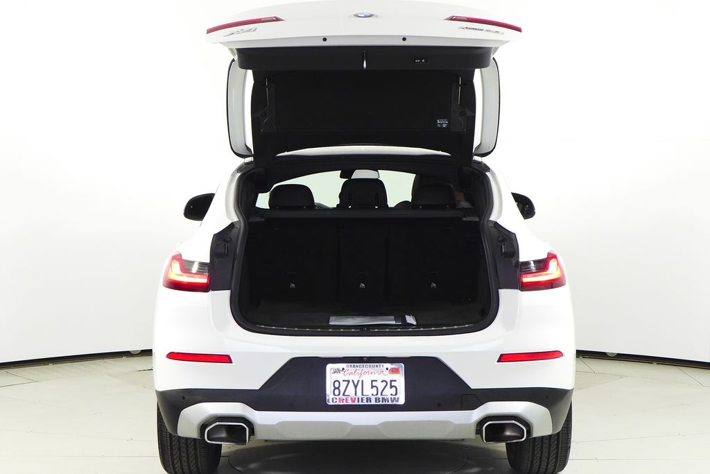 Thumbnail: 2022 BMW X4 - 10