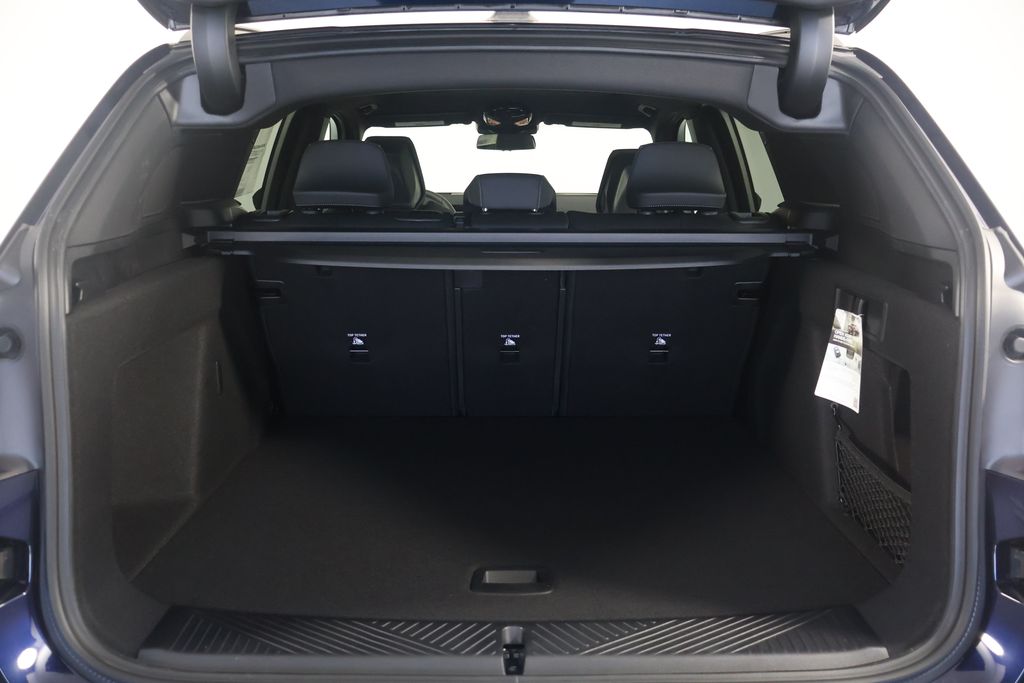 2025 BMW X3 3.0i 8