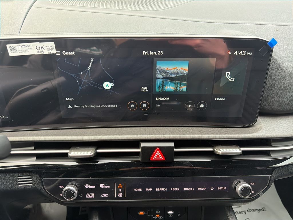 Vehicle image 28