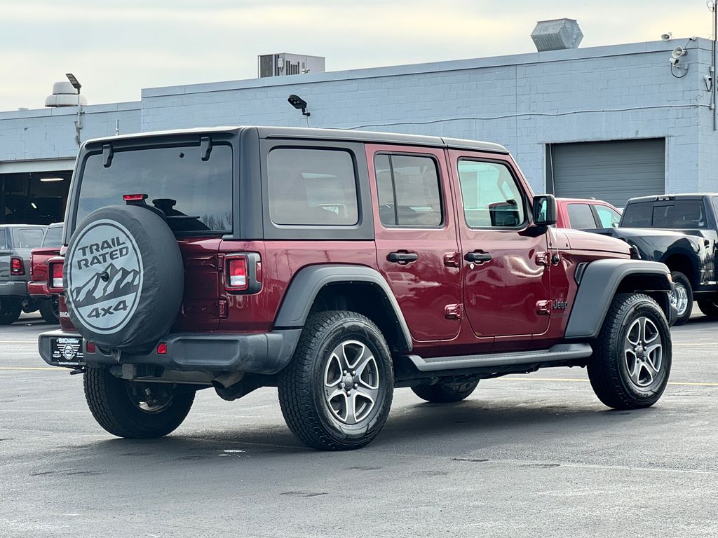 View vehicle photo 7