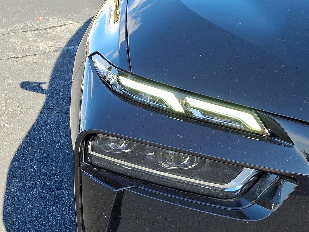 Thumbnail: 2023 BMW X7 - 9