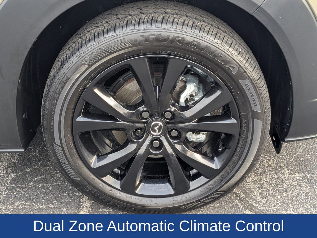 2025 Mazda CX-30 2.5 Carbon Turbo