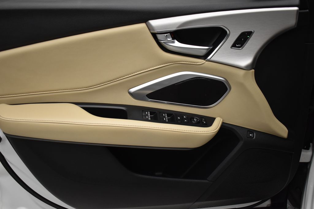 Thumbnail: 2021 Acura RDX - 10