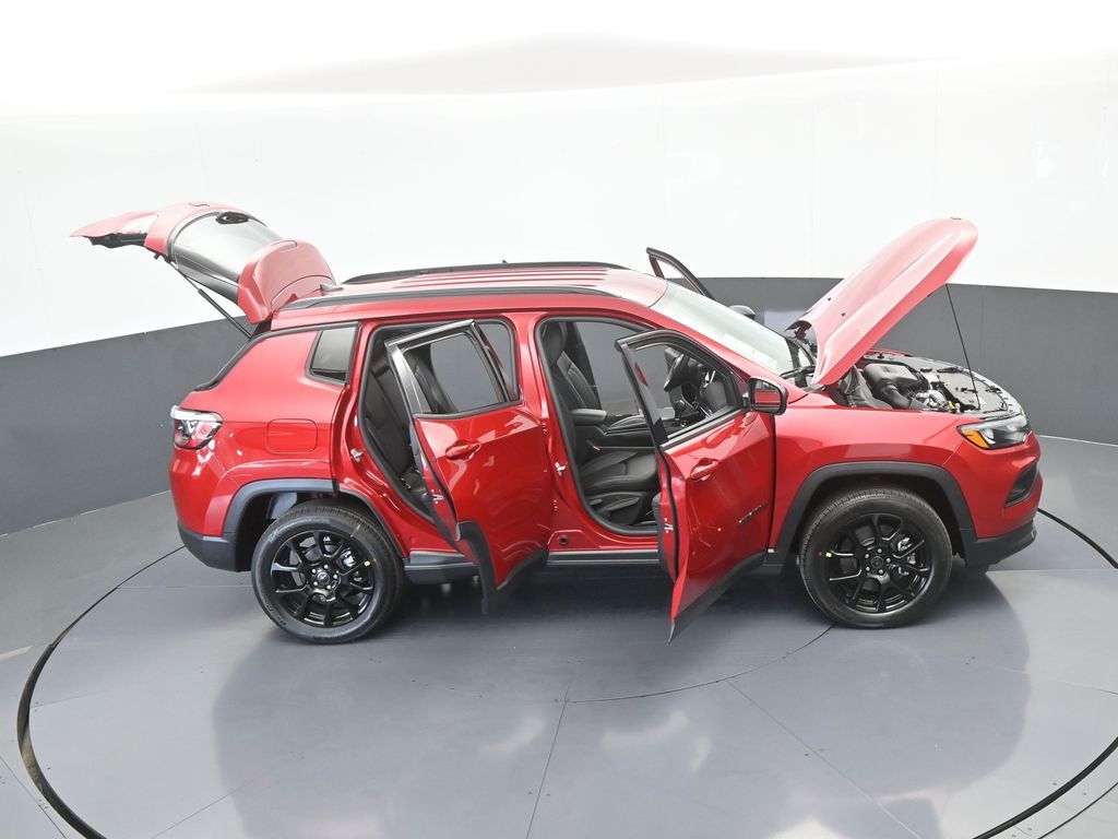 New 2026 Red Hot Pearlcoat Jeep Latitude image 62