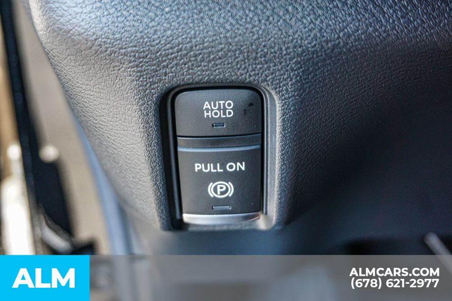 Used 2025 Black INFINITI LUXE image 50