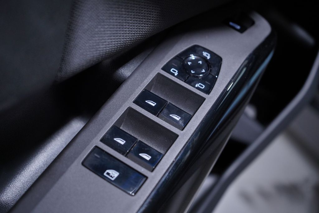 Thumbnail: 2026 BMW X3 - 11