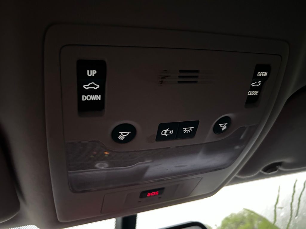 Thumbnail: 2014 Lexus IS - 29