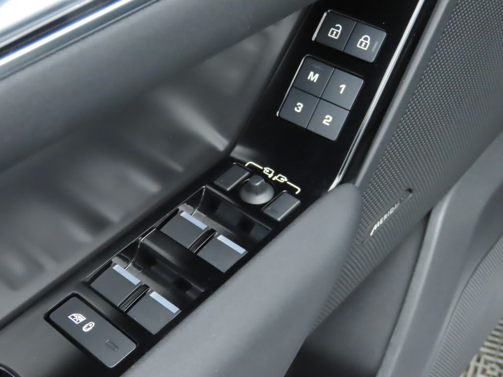 Thumbnail: 2024 Land Rover Range Rover Velar - 24