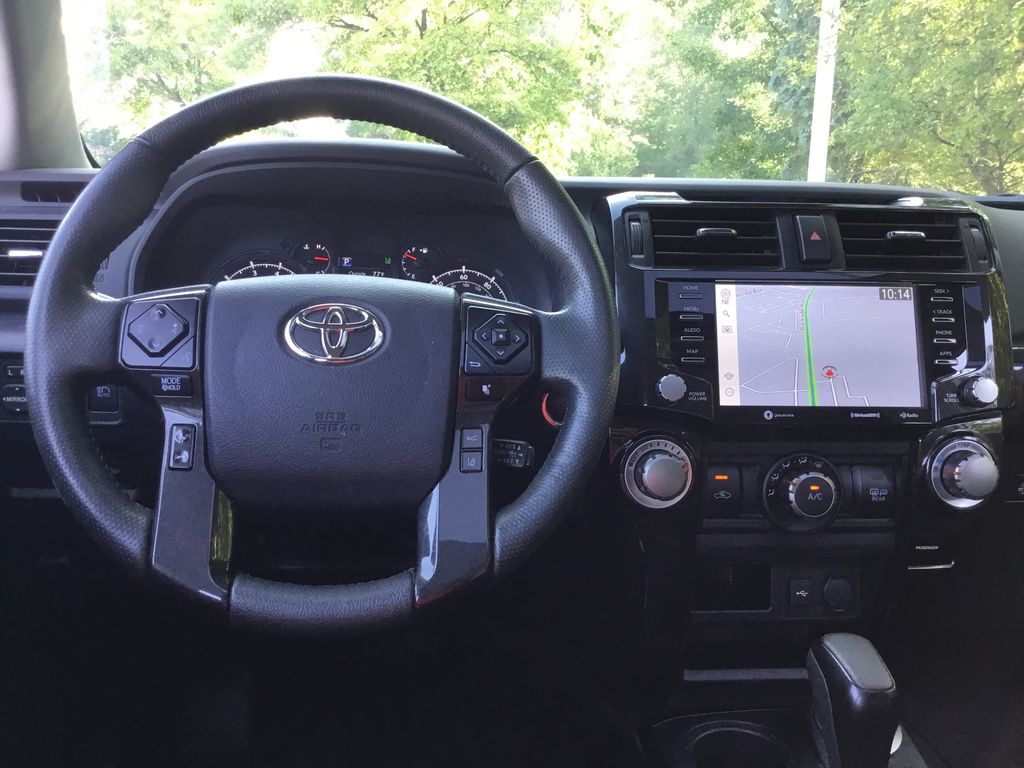 Thumbnail: 2023 Toyota 4Runner - 10