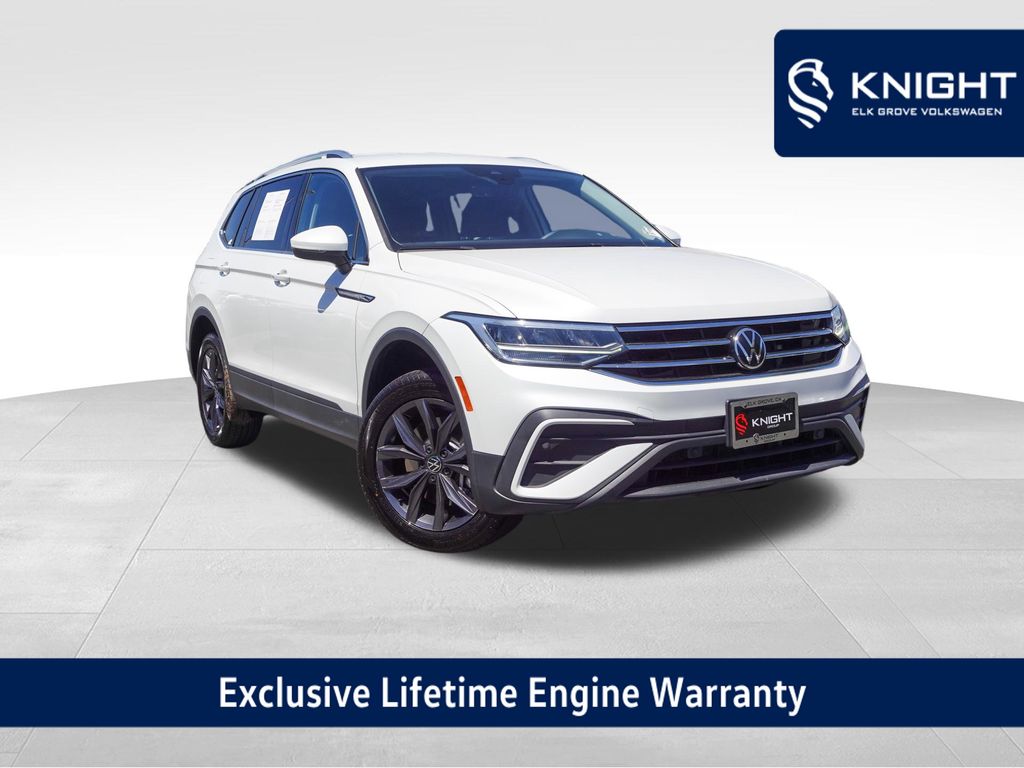 Pure White 2023 Volkswagen Tiguan SUV / Crossover Front-Wheel Drive 8-Speed Automatic