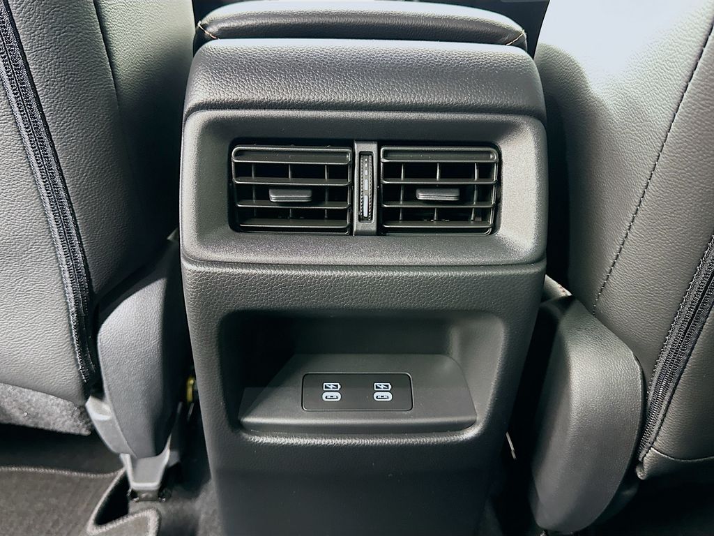 Thumbnail: 2026 Honda CR-V - 17