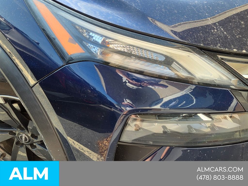 Used 2024 Blue Nissan SV image 18