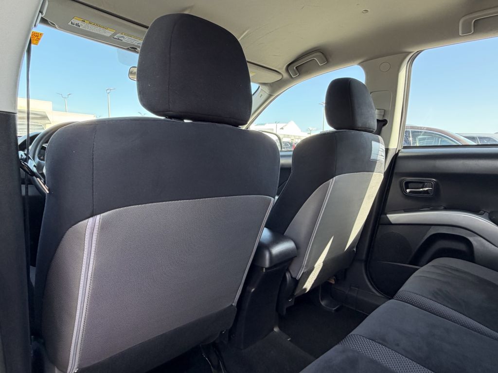 used 2010 Mitsubishi Outlander car, priced at $6,991