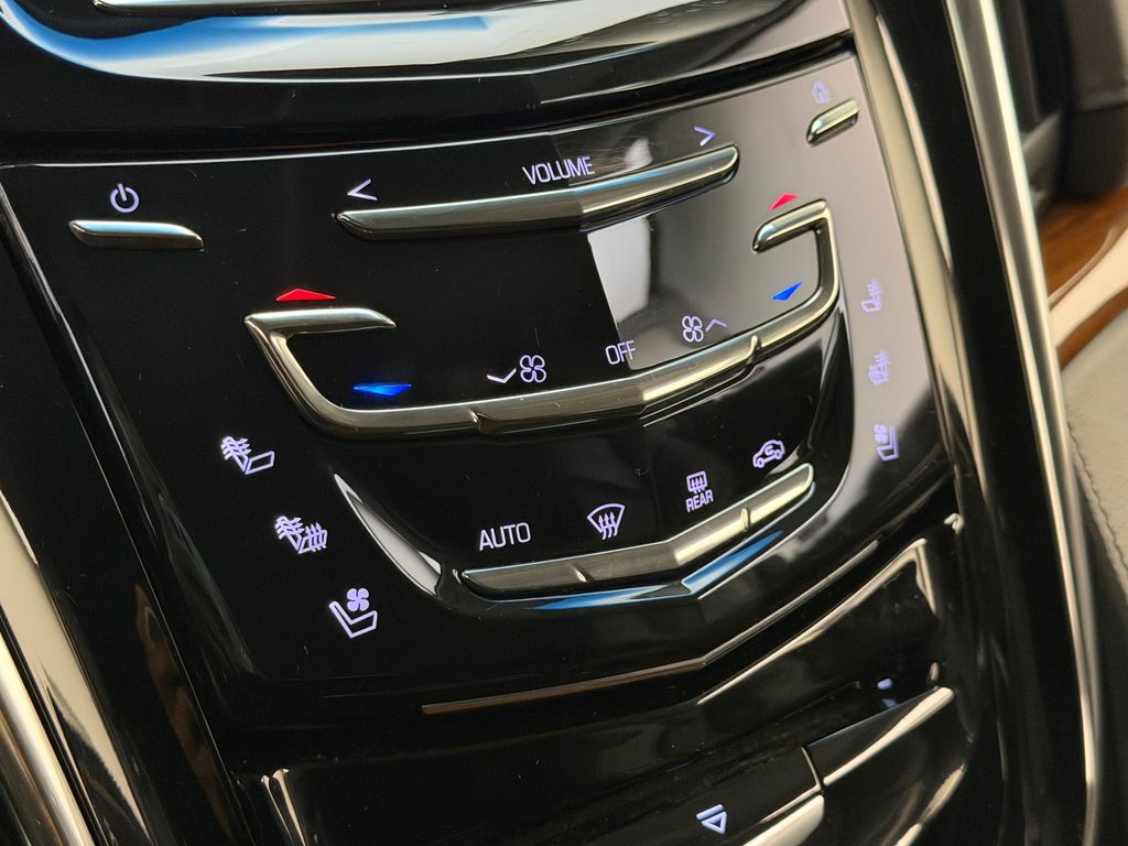 Thumbnail: 2017 Cadillac Escalade - 27