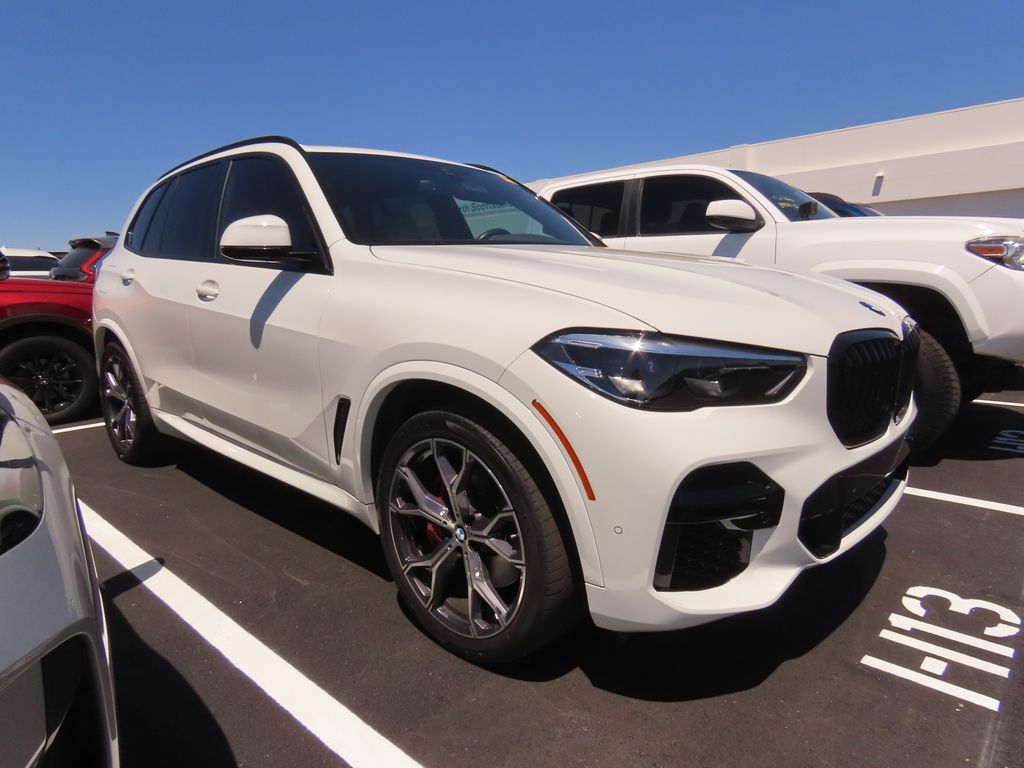 Thumbnail: 2023 BMW X5 - 2