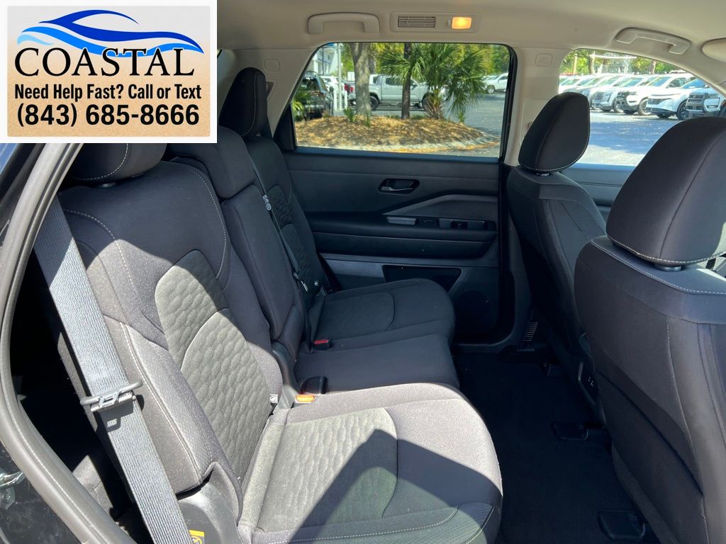 2024 Nissan Pathfinder SV Black at Lugoff Nissan