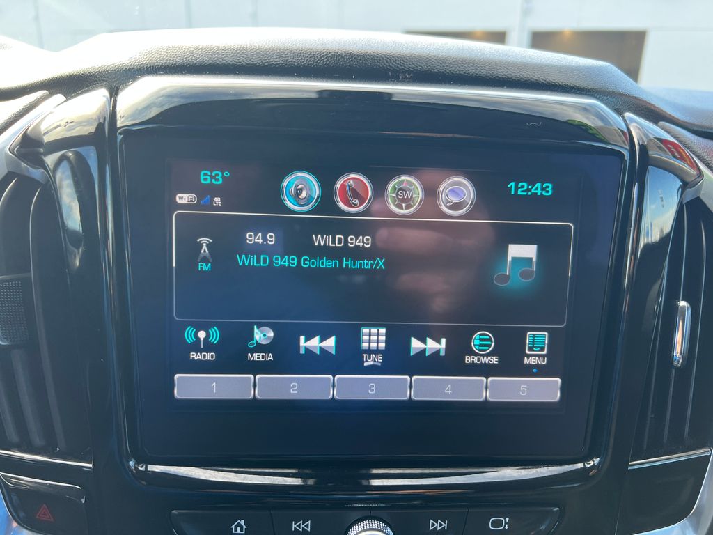 Thumbnail: 2019 Chevrolet Traverse - 24