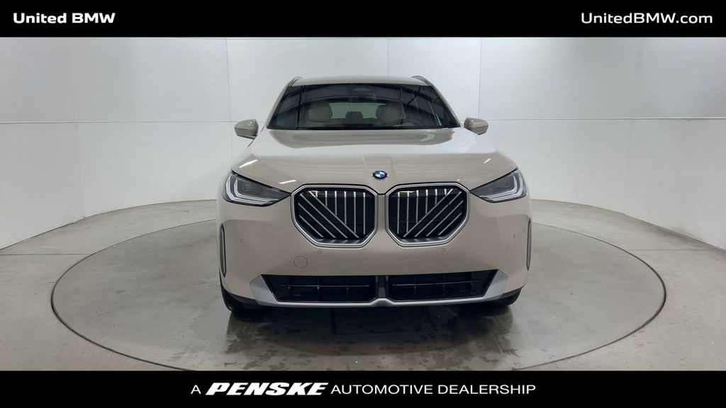 Thumbnail: 2026 BMW X3 - 3