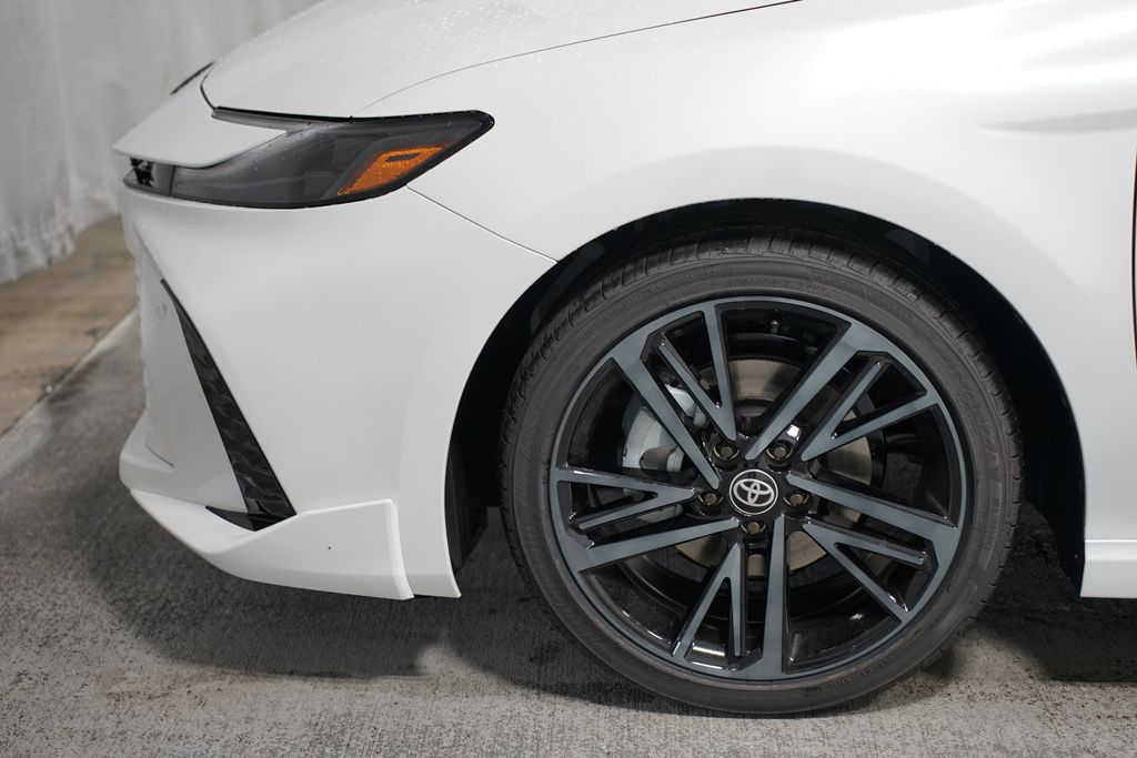 2025 Toyota Camry XSE 5