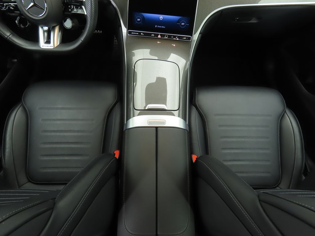 Thumbnail: 2025 Mercedes-Benz GLC - 16