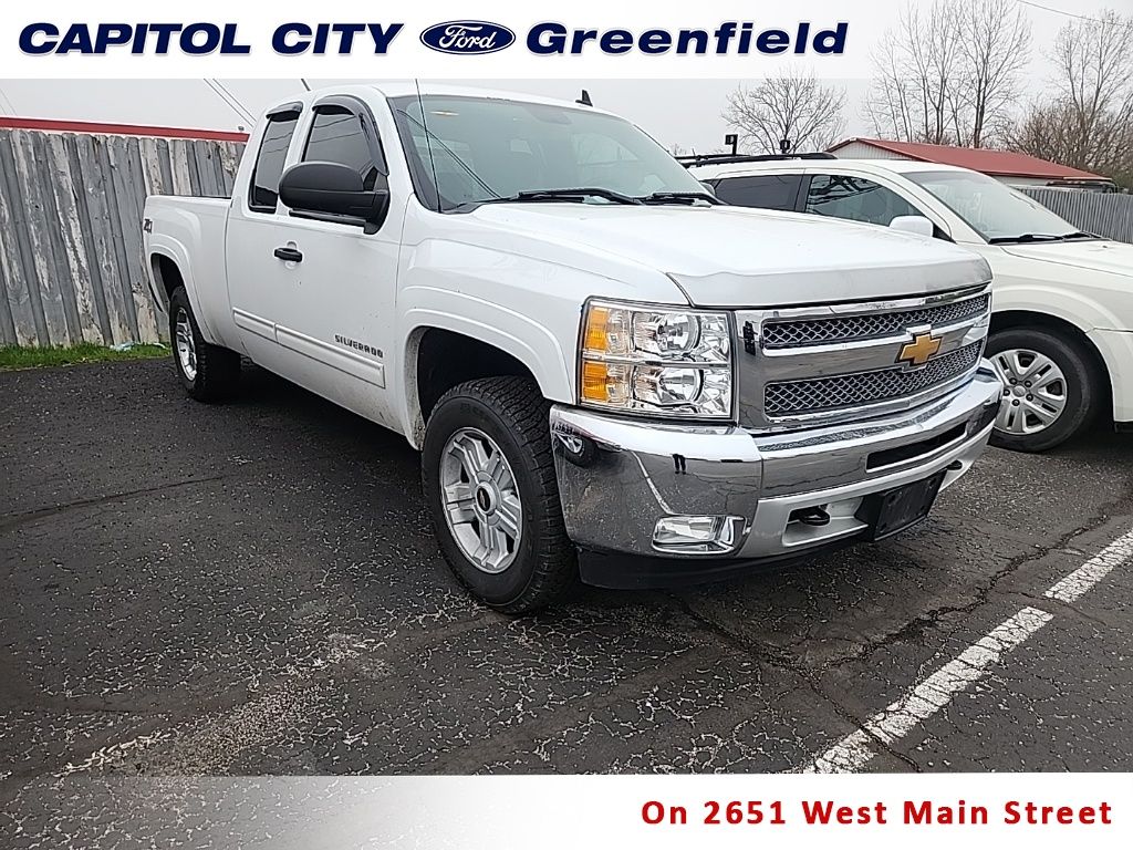 Summit White 2013 Chevrolet Silverado 1500 LT Extended Cab 4WD Pickup Truck Four-Wheel Drive 6-Speed Automatic Overdrive