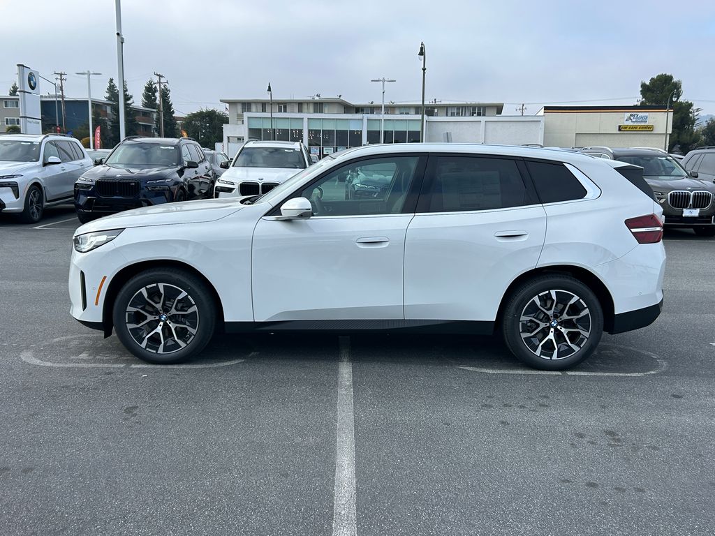 Thumbnail: 2026 BMW X3 - 2