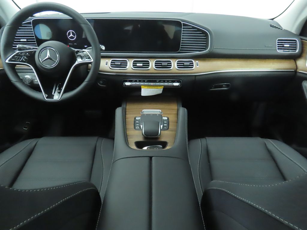 Thumbnail: 2026 Mercedes-Benz GLE - 14