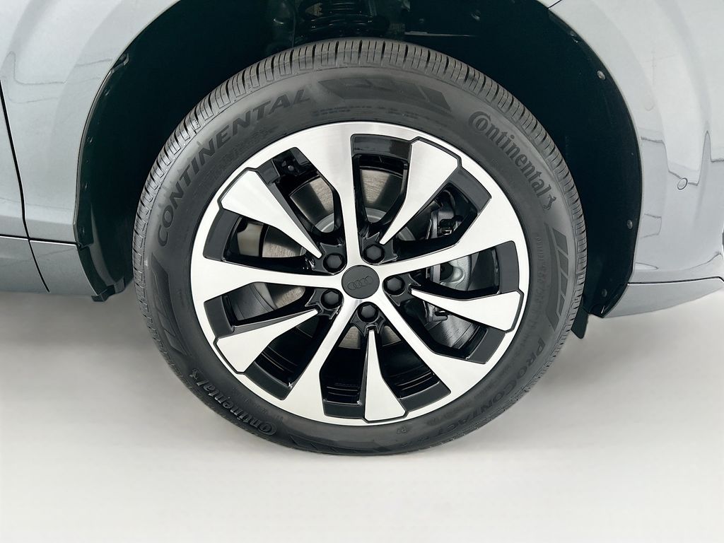 Thumbnail: 2026 Audi Q3 - 31
