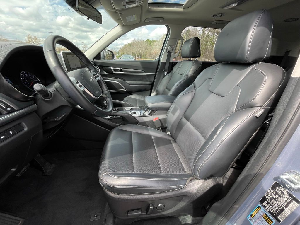 Thumbnail: 2022 Kia Telluride - 26