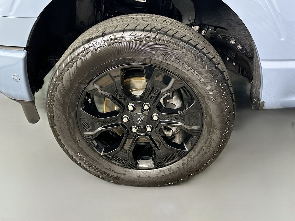 Thumbnail: 2023 Ford F-150 - 32