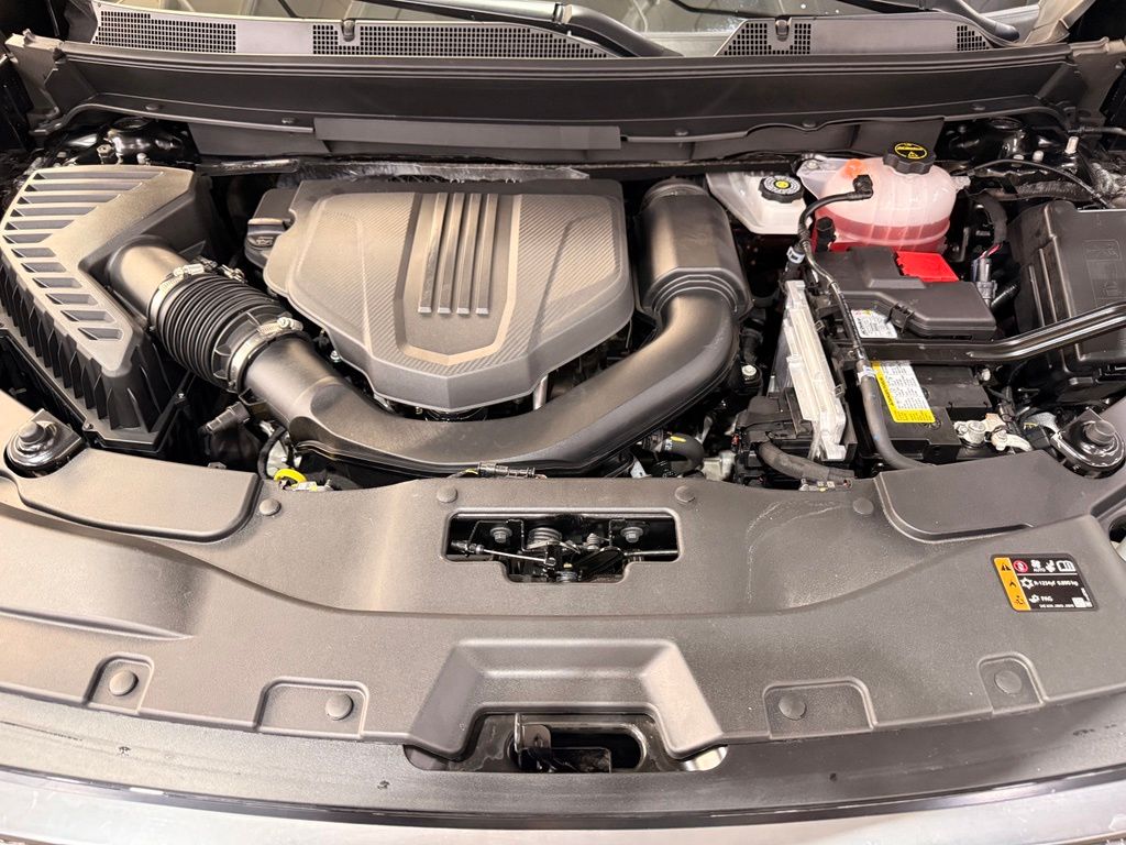 2024 GMC Acadia AT4